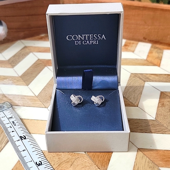 Sterling Silver Studs BRAND NEW ☆with the 🏷tags! - Picture 1 of 9